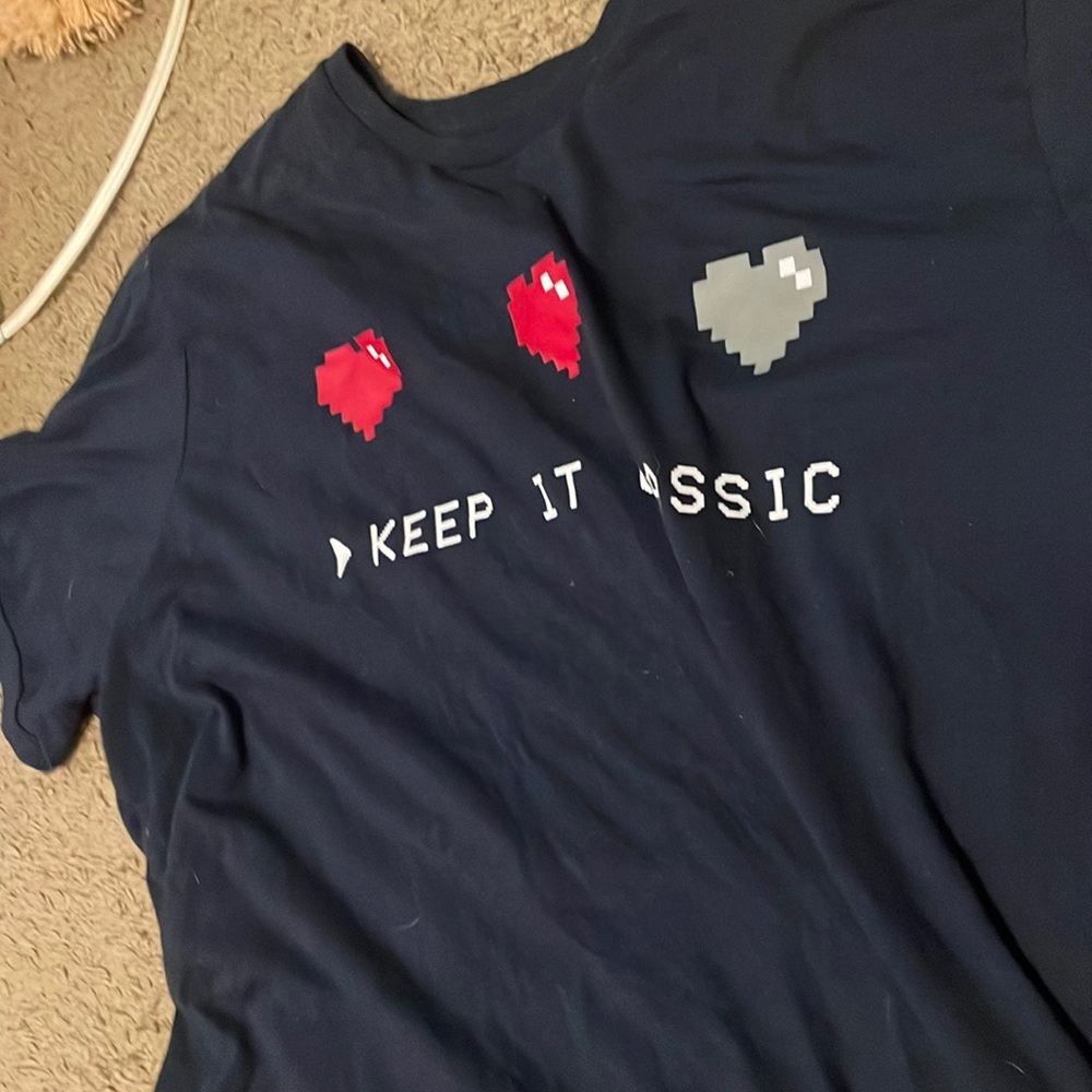 Graphic tee